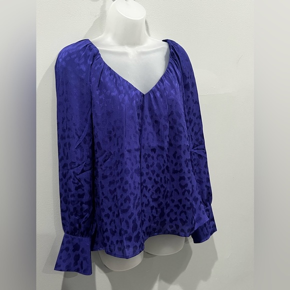 I.N.C. International Concepts Women's Pleated V-Neck Blouse/size L - Picture 3 of 9